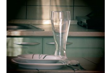 Унгария Privát Sárvár, Екстериор